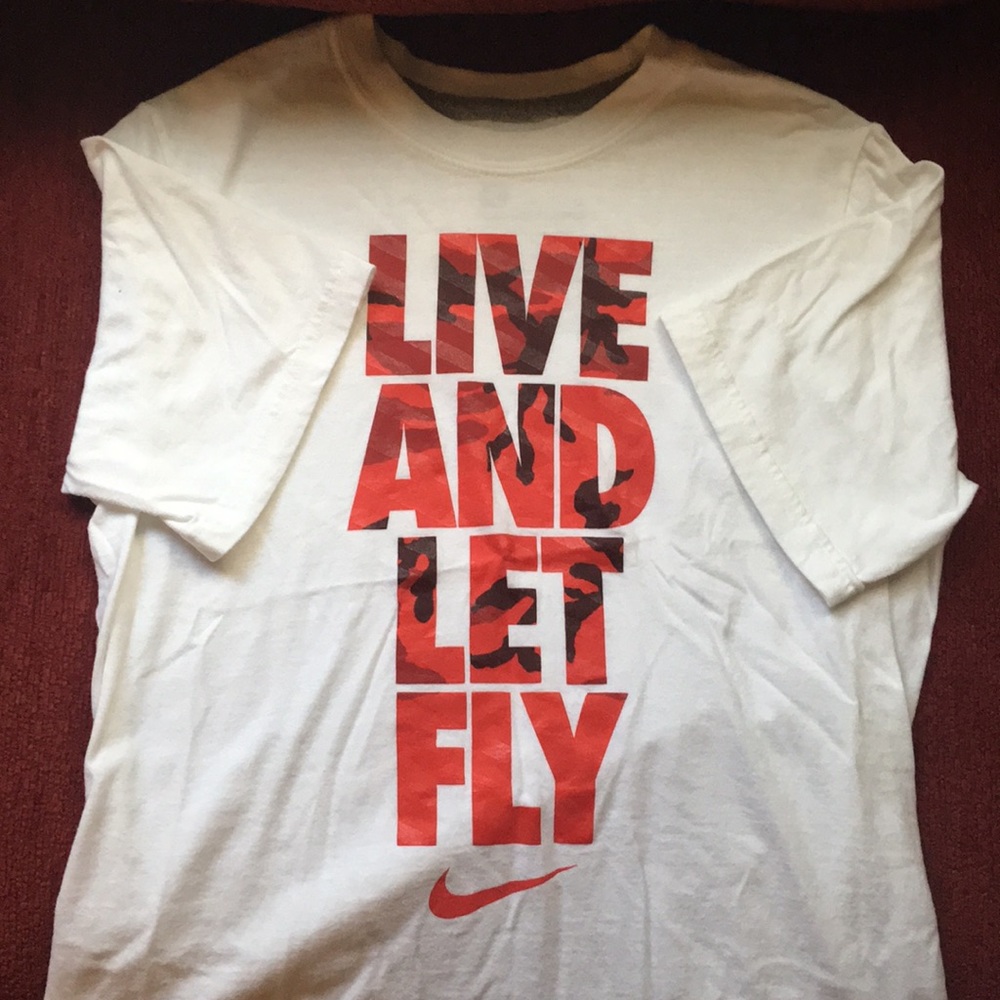 Nike Short Sleeve Tee